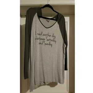 Avenue Hooded long sleeve shirt